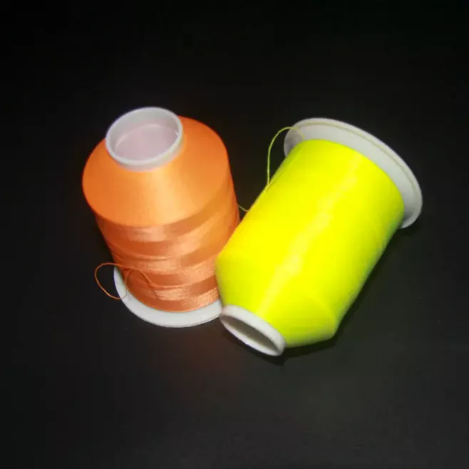 Paano Gumagana ang Glow in the Dark Thread Nang Walang Baterya o Kuryente?